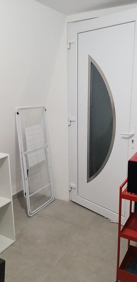 Equipee 1 Piece Proche Paris Apartment Argenteuil Exterior photo